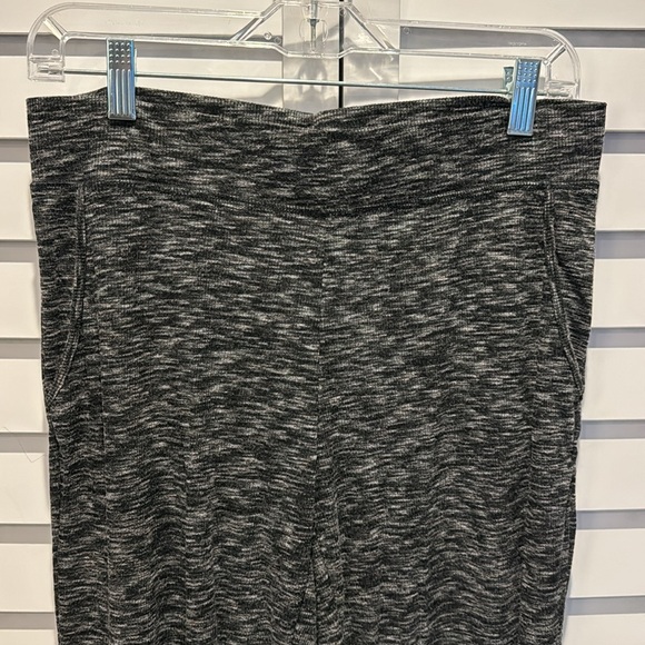Victoria Secret Pre loved Pijamas Pant Set with Pocket and racer back Top. - Picture 4 of 9